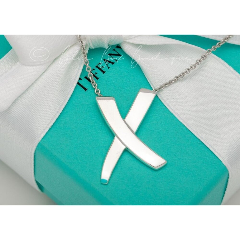 Tiffany & Co. Necklace Paloma Picasso Large X Kiss Graffiti Necklace Silver 16"